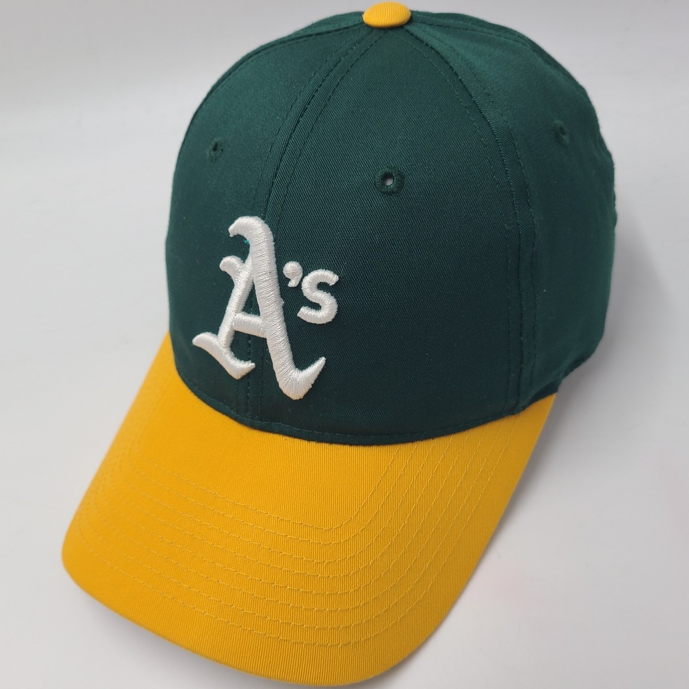 Vintage Oakland Athletics Hat Snapback Outdoor Cap Green Yellow MLB Baseball A's